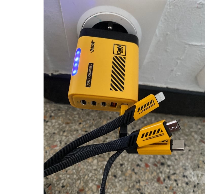 Electroménager occasion Bouches-du-Rhône Marseille - Photos Vivastreet Chargeur rapide 240w GaN & son câble de charge 240w