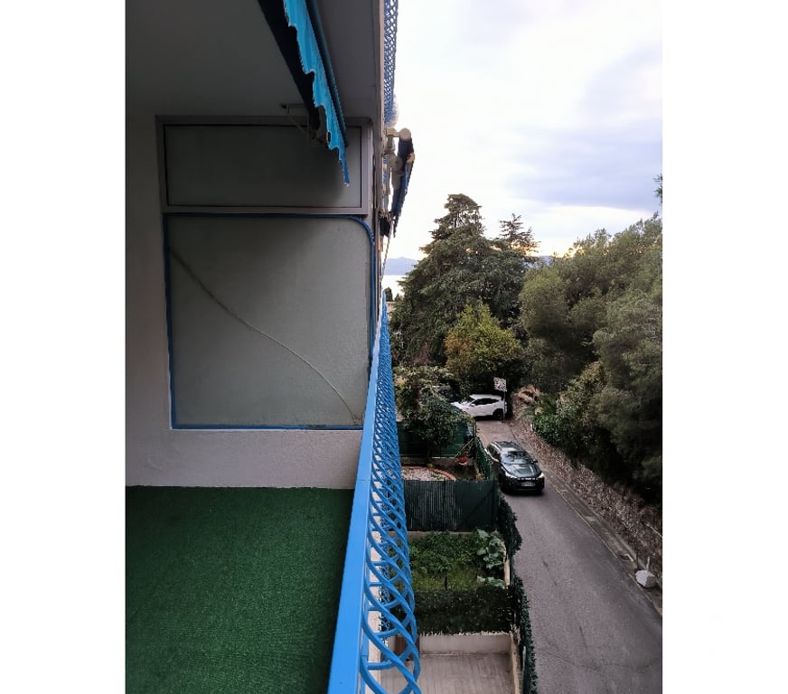 Appartements à vendre Alpes-Maritimes Cannes - 06400 - Photos Vivastreet Appartement T1 traversant 31 m2, terrasse PARKING CAVE