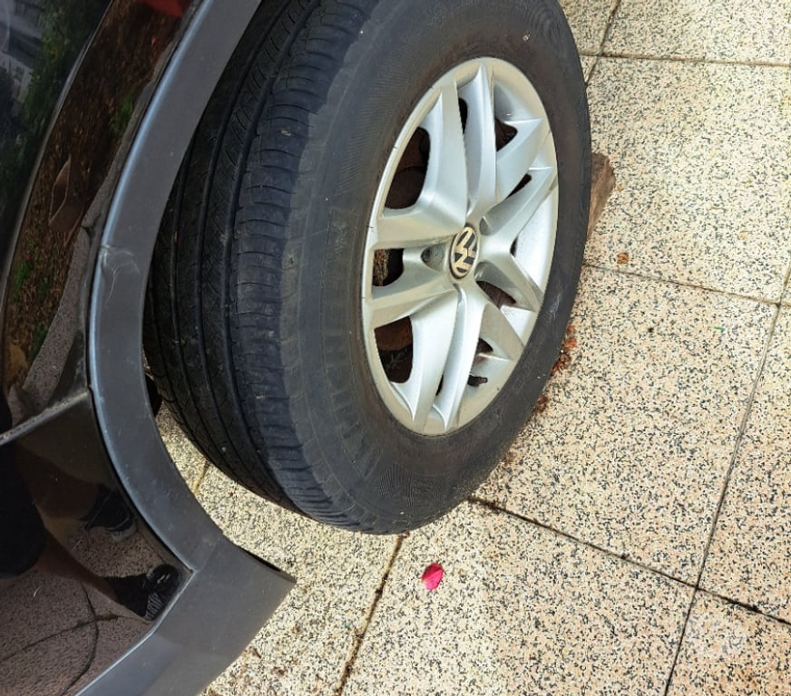 Voiture d'occasion Meurthe-et-Moselle Longwy - 54400 - Photos Vivastreet Tiguan en panne