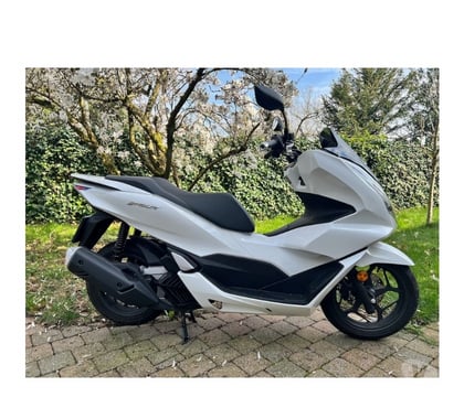 Scooter occasion Argenteuil Val-d'Oise - Photos Vivastreet HONDA PCX 125abs