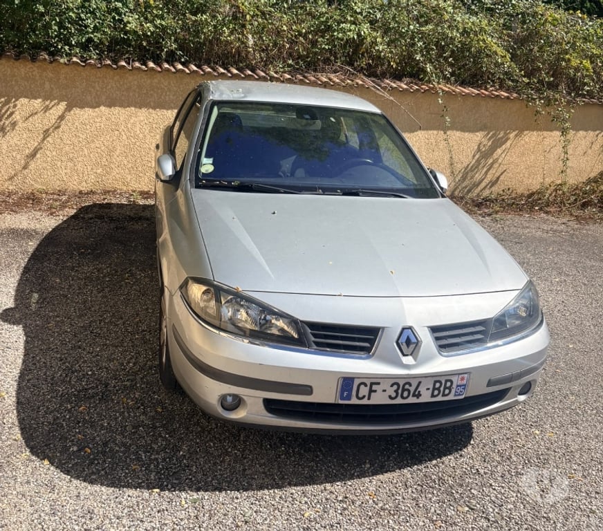 Voiture d'occasion Isère Vienne - 38200 - Photos Vivastreet Renault laguna phase 2 1.6 16v
