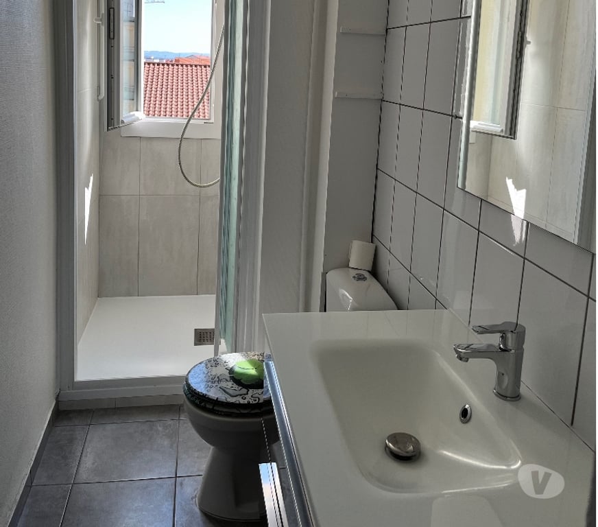 Appartements à vendre Puy-de-Dôme Clermont Ferrand - Photos Vivastreet LIBRE IMMÉDIATEMENT , MOBILIER + ÉLECTROMÉNAGER INCLUS