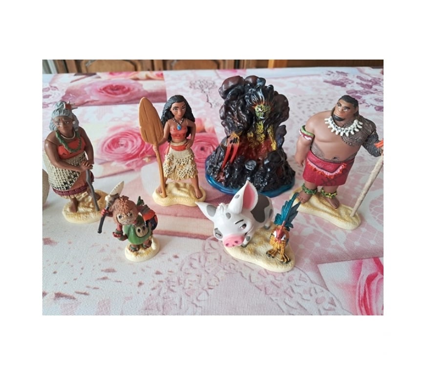 Jeux - Jouets Moselle Hauconcourt - 57280 - Photos Vivastreet Lot Figurines VAIANA Deluxe Disney dessin animé manga japon