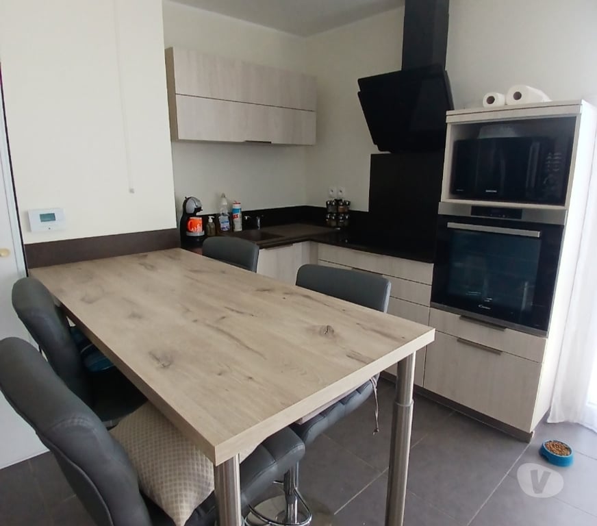 Appartements à vendre Hérault Castelnau le Lez - 34170 - Photos Vivastreet DIRECT PROPRIETAIRE T4 DERNIER ETAGE