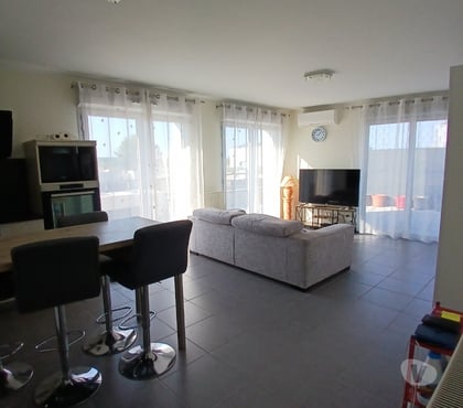 Appartements à vendre Castelnau le Lez Hérault - Photos Vivastreet DIRECT PROPRIETAIRE T4 DERNIER ETAGE
