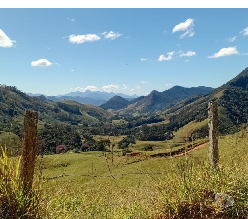 Vente Terres Agricoles Pyrénées-Atlantiques Lons - 64140 - Photos Vivastreet Propriété rurale 20 hectares à vendre au Brésil