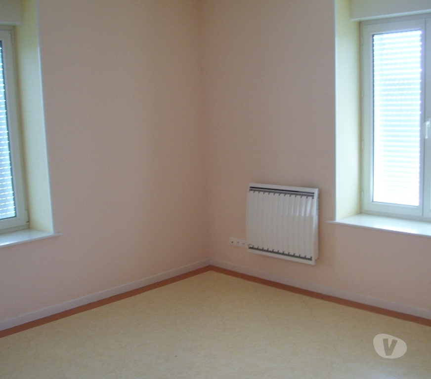Location appartement Meuse Chattancourt - 55100 - Photos Vivastreet Logement F3 avec Auvent-plus garage-Parking et Espace privé