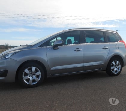 Voitures Artonges Aisne - Photos Vivastreet peugeot 5008 1.6 hdi 7 place
