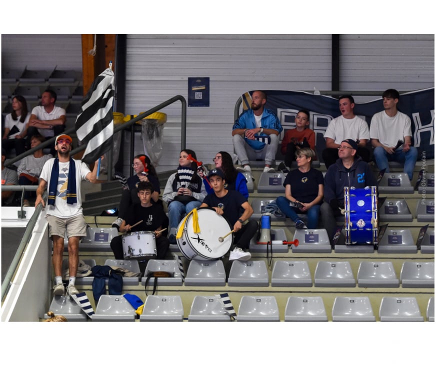 Spectacles Morbihan Lorient - 56100 - Photos Vivastreet 2 billets pour Lorient Basket contre Fougères vendredi soir