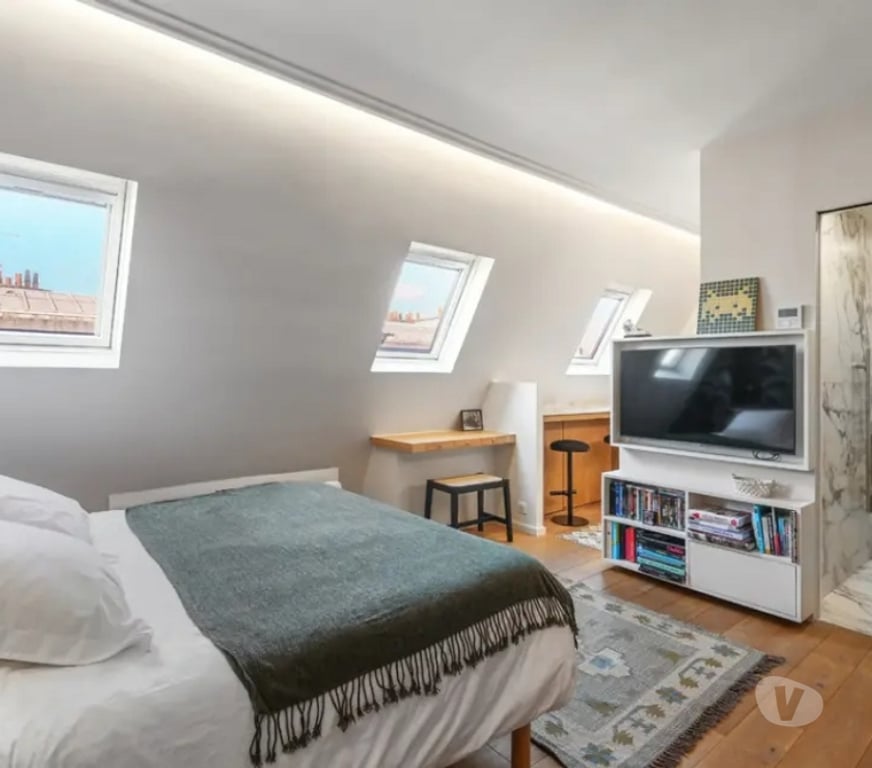 Appartement meublé Paris Paris 4ème ardt - 75004 - Photos Vivastreet Appartement • Saint Gervais, Paris 4ème