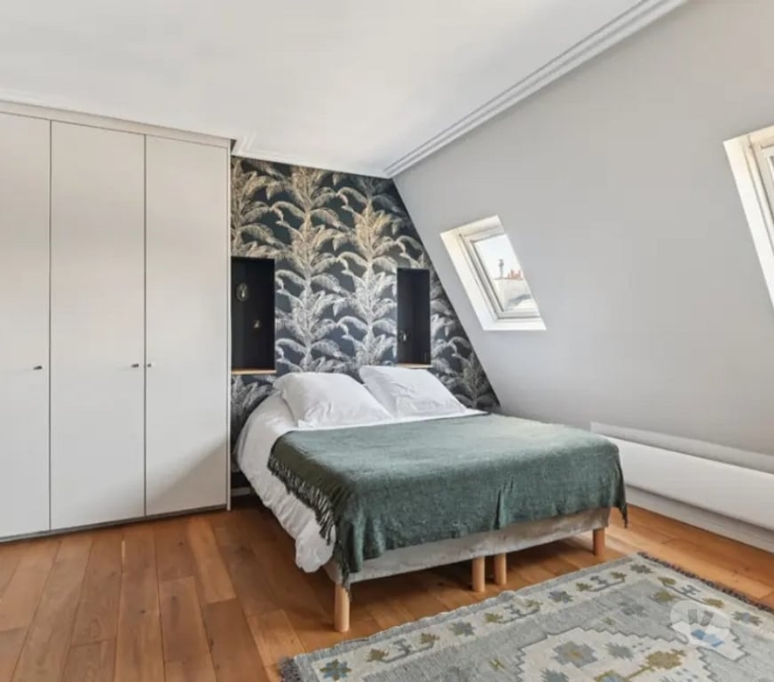 Appartement meublé Paris Paris 4ème ardt - 75004 - Photos Vivastreet Appartement • Saint Gervais, Paris 4ème