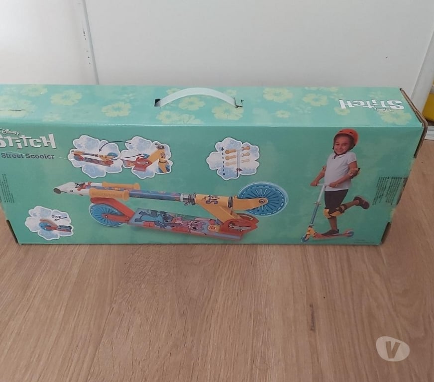 Jeux - Jouets Paris Paris 1er ardt - 75001 - Photos Vivastreet 32€ Trotinette Stitch