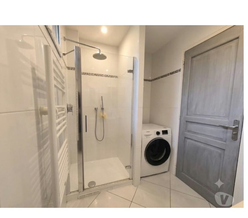 Appartements à vendre Bouches-du-Rhône Marseille - Photos Vivastreet T3 dans jar din de Copropriété Quartier BONNEVEINE