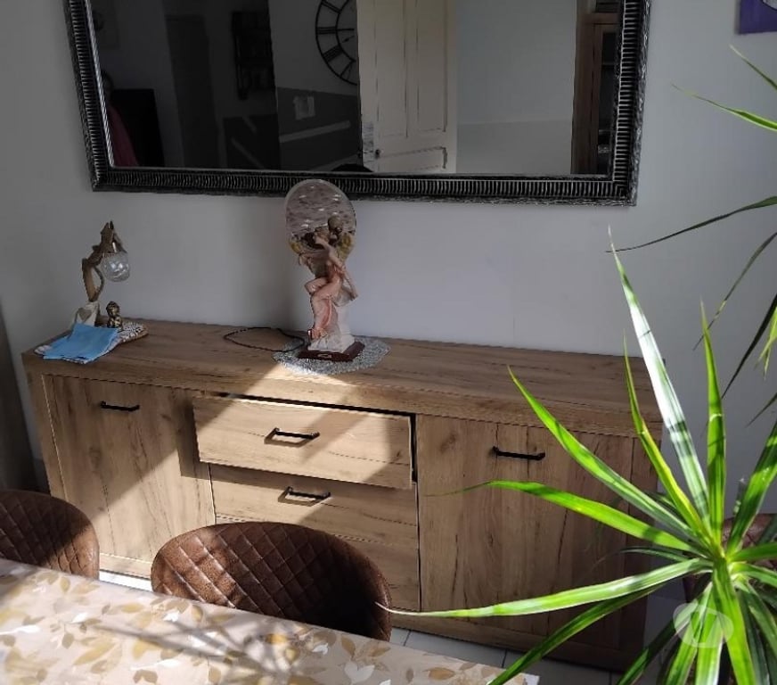 Ameublement & art de la table Jura Abergement la Ronce - 39500 - Photos Vivastreet EXCEPTIONNEL : vente urgente, à saisir à prix cassé!!