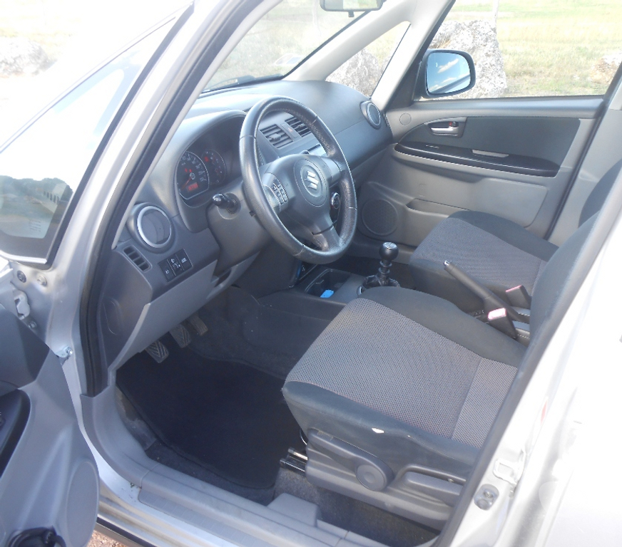 Voiture d'occasion Aisne Artonges - 02330 - Photos Vivastreet suzuki s4 1.9ddis 4x4