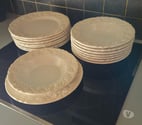 Lespinasse - Haute-Garonne — Lot assiettes plates et creuses
