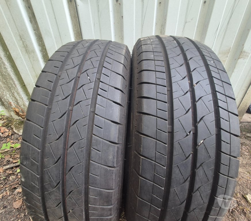 Pièces et services auto Loire St Etienne - Photos Vivastreet 2 pneus été neige 205 65 16 95H ou camionnette