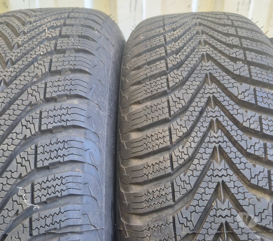Pièces et services auto Loire St Etienne - Photos Vivastreet 4 roues hiver Peugeot ou Citroen 175 65 14 82T