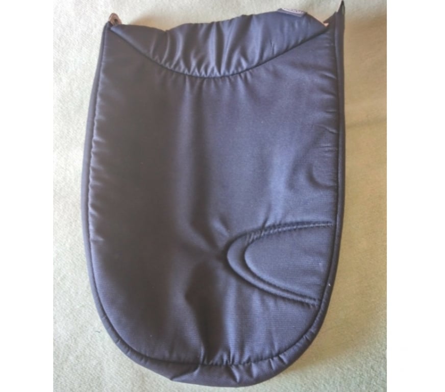 Equipements bébés Seine-Saint-Denis La Courneuve - 93120 - Photos Vivastreet Nacelle pliable avec matelas