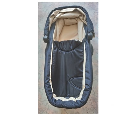 Equipements bébés La Courneuve Seine-Saint-Denis - Photos Vivastreet Nacelle pliable avec matelas