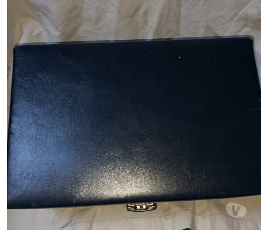 Accessoires - Bagagerie Haute-Garonne Leguevin - 31490 - Photos Vivastreet Vanity Vintage " fabrication française " Bagages Record "