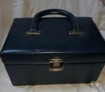 Photos Vivastreet Vanity Vintage " fabrication française " Bagages Record "