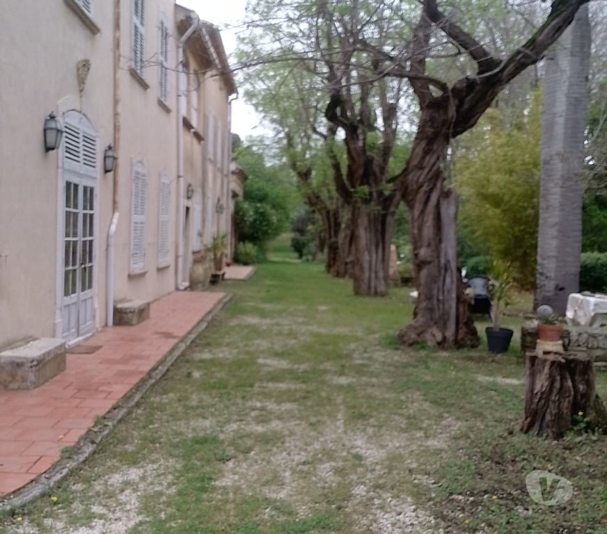 Aides à domicile Drôme Donzere - 26290 - Photos Vivastreet couple cherche nouveau gardiennage autour de Montélimar