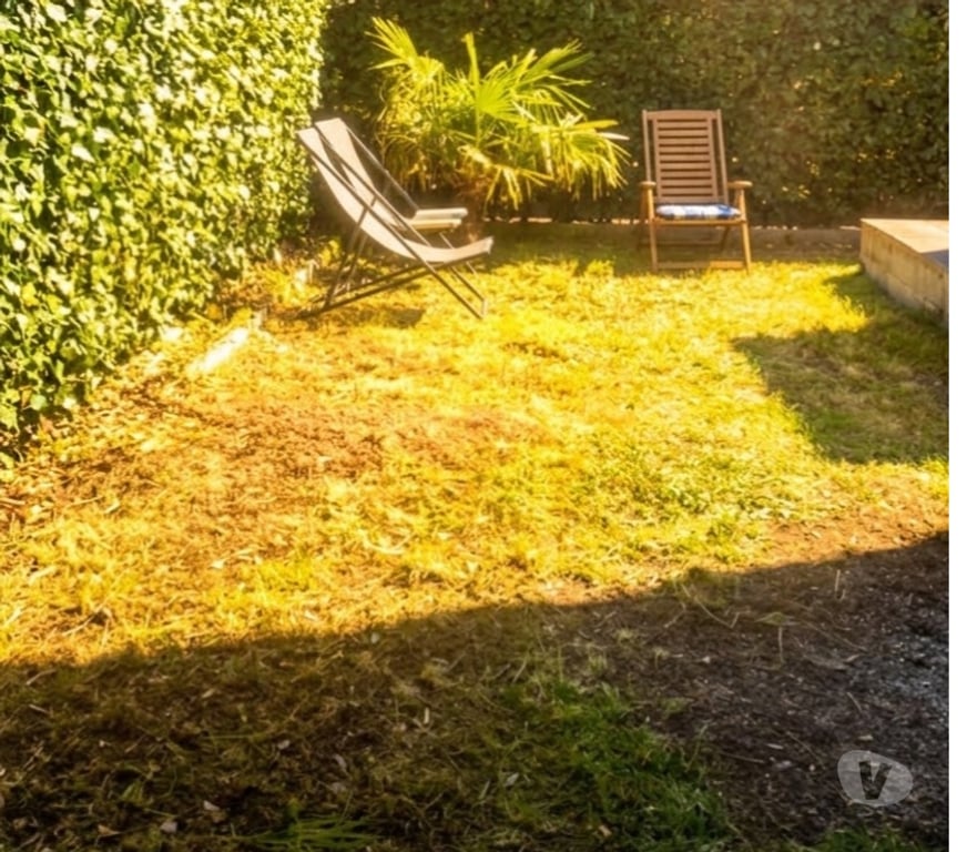 Vente Maison Bouches-du-Rhône Eyguieres - 13430 - Photos Vivastreet Coquette petite maison R+1 avec jardin