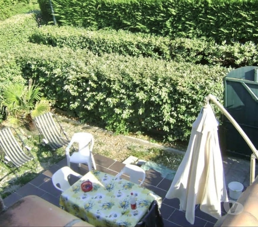 Vente Maison Bouches-du-Rhône Eyguieres - 13430 - Photos Vivastreet Coquette petite maison R+1 avec jardin