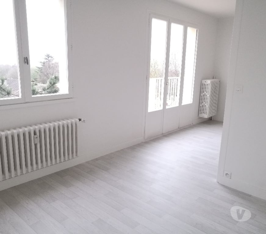 Location appartement Calvados Herouville St Clair - 14200 - Photos Vivastreet 798 euros charges comprises 67m3 4 pièces étage 3