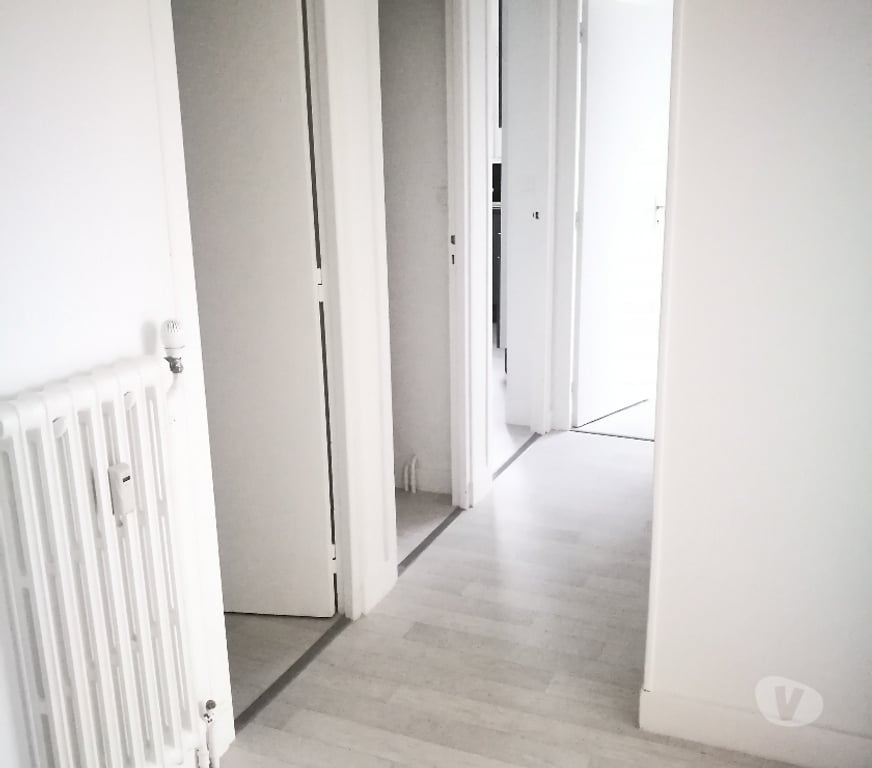 Location appartement Calvados Herouville St Clair - 14200 - Photos Vivastreet 798 euros charges comprises 67m3 4 pièces étage 3
