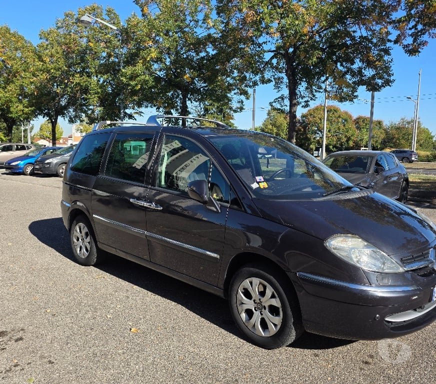 Voiture d'occasion Rhône Venissieux - 69200 - Photos Vivastreet A vendre C8 CITROËN
