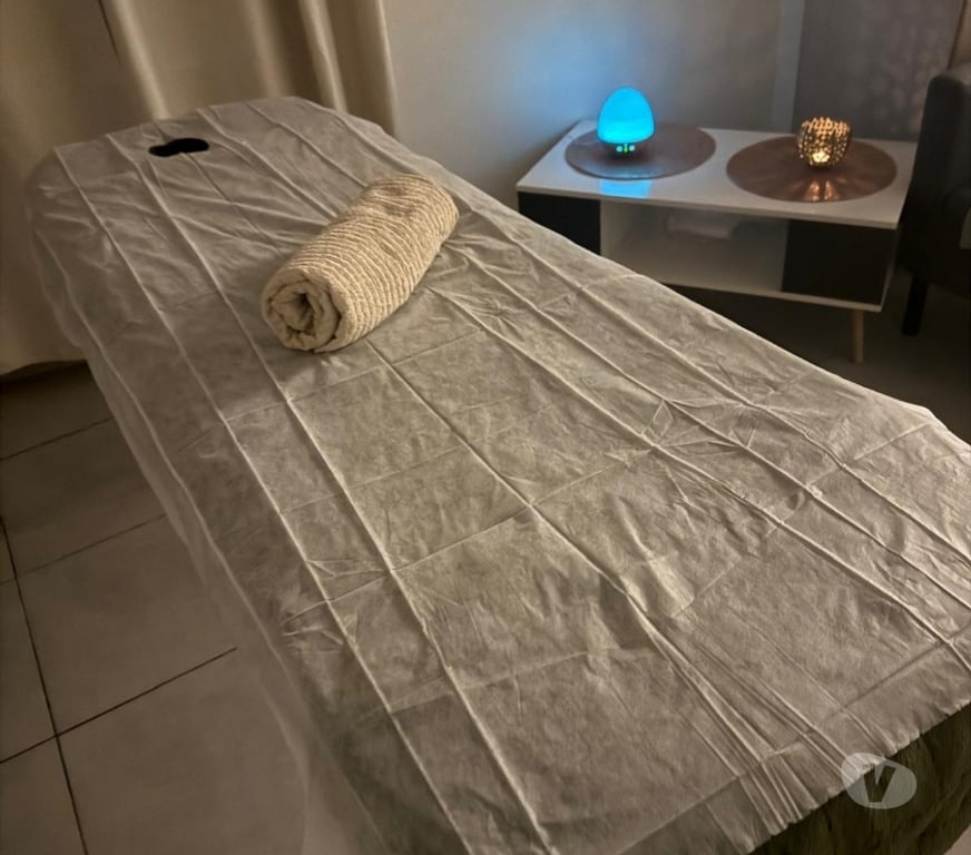 Massages Hautes-Pyrénées Tarbes - 65000 - Photos Vivastreet Massage Tantrique aux Huiles
