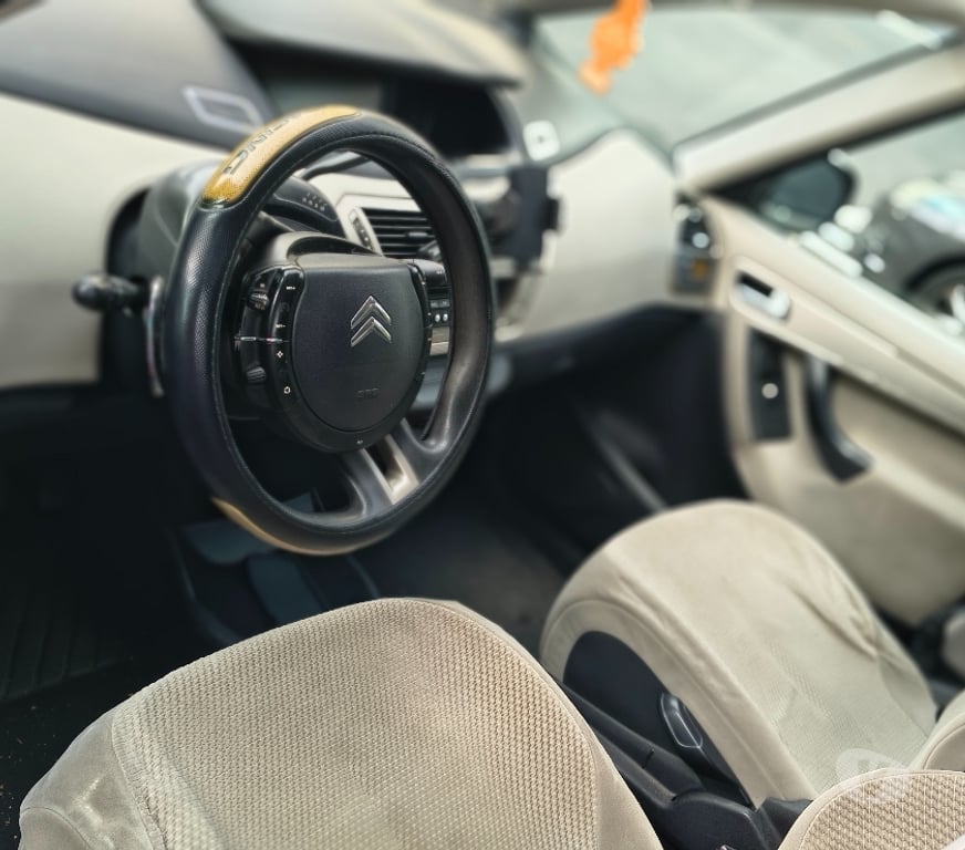 Voiture d'occasion Hauts-de-Seine Bagneux - 92220 - Photos Vivastreet À vendre C4 Citroën Picasso boîte automatique