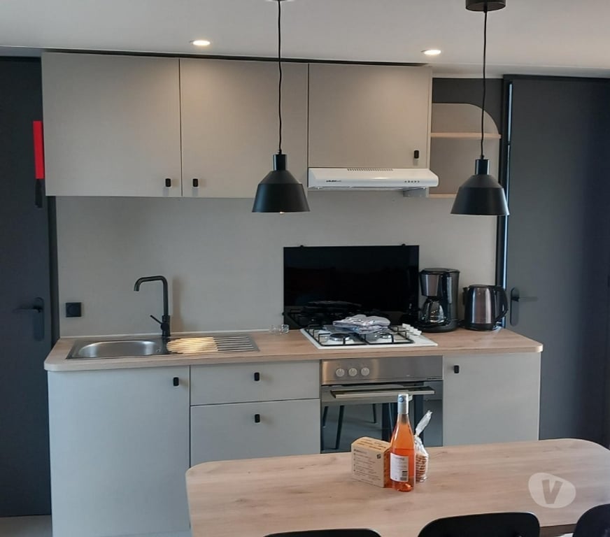 Mobil home Charente-Maritime Les Mathes - 17570 - Photos Vivastreet 3 CH idéal bord de mer !!