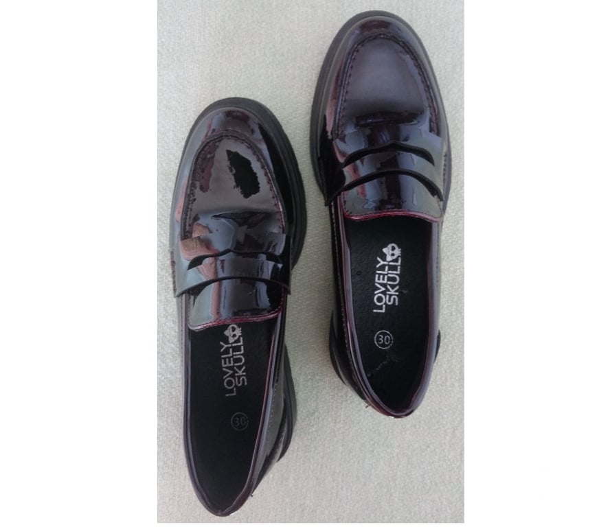 Chaussures Seine-Saint-Denis La Courneuve - 93120 - Photos Vivastreet Ballerines vernis à semelle épaisse
