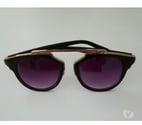 La Courneuve - Seine-Saint-Denis — Lunette de soleil unisexe
