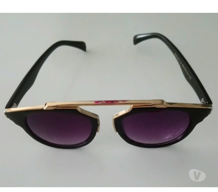 Accessoires - Bagagerie Seine-Saint-Denis La Courneuve - 93120 - Photos Vivastreet Lunette de soleil unisexe