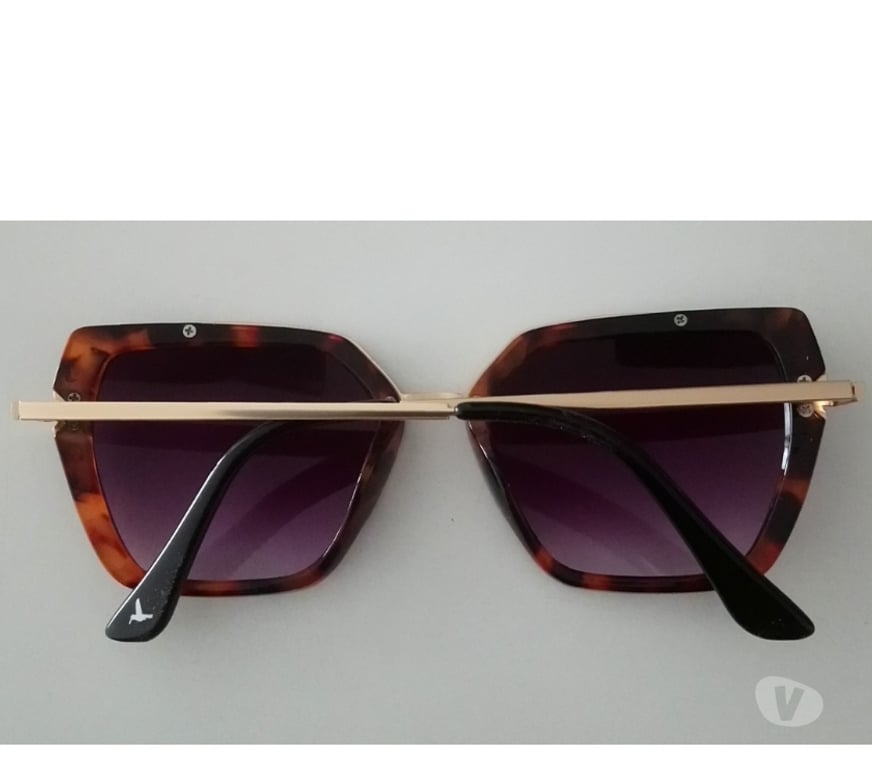 Accessoires - Bagagerie Seine-Saint-Denis La Courneuve - 93120 - Photos Vivastreet Grande Lunette de soleil