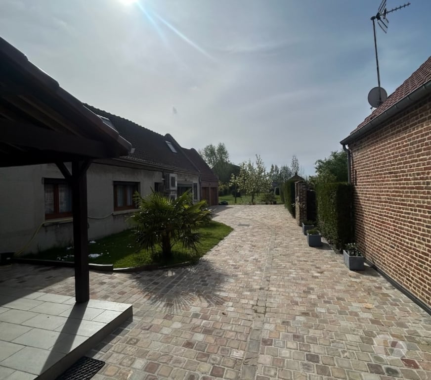 Vente Maison Nord Sebourg - 59990 - Photos Vivastreet Maison 194 m2 au calme dans un charmant village