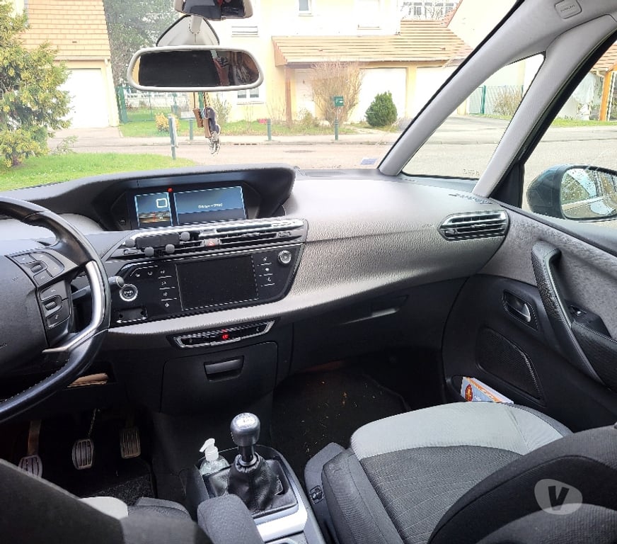 Voiture d'occasion Meurthe-et-Moselle Nancy - Photos Vivastreet Citroën C4 Picasso 2.0 BlueHDi 150 ch – TOUTES OPTIONS