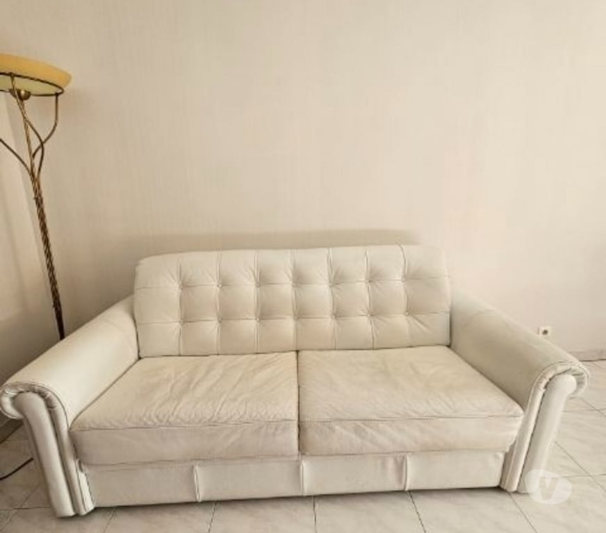 Ameublement & art de la table Alpes-Maritimes St Laurent du Var - 06700 - Photos Vivastreet CANAPA LIT CUIR 2 PLACES CONVERTIBLES