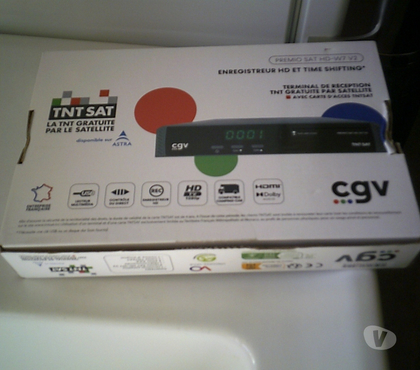 Electroménager Tavant Indre-et-Loire - Photos Vivastreet vend un décodeur tnt satellite avec la carte