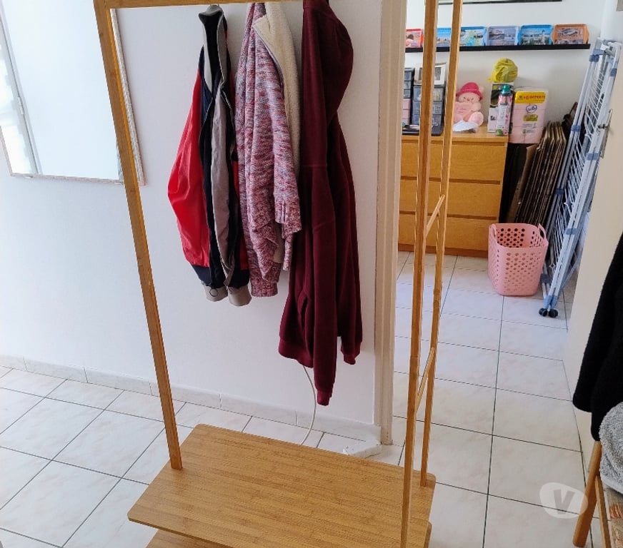 Ameublement & art de la table Hérault Valras Plage - 34350 - Photos Vivastreet Meuble d entrée 15€