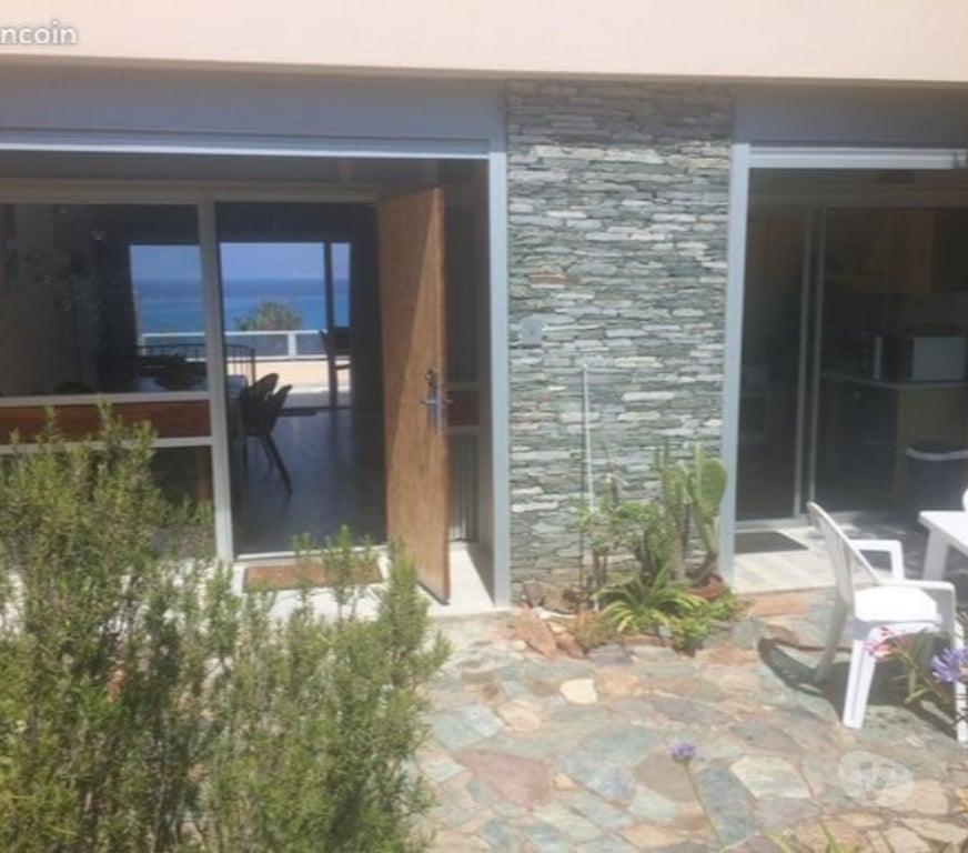 location saisonniere Haute-Corse Monticello - 20220 - Photos Vivastreet Maison les pieds dans l'eau