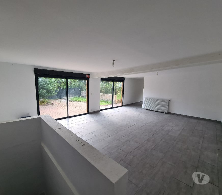 Location maison Somme Amiens - Photos Vivastreet Amiens Saint-Pierre Maison T7 à louer