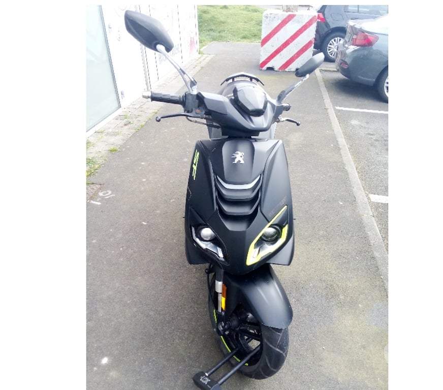 Scooter occasion Pas-de-Calais Henin Beaumont - 62110 - Photos Vivastreet Scooter Peugeot Speedfight 4 black darkside 4 temps