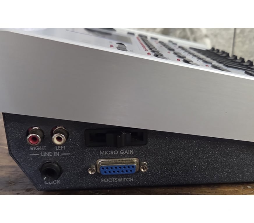 Instruments de musique Bas-Rhin Mommenheim - 67670 - Photos Vivastreet Ketron midjay-expand arrang lecteur smf+mp3+hd