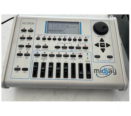 Instruments de musique Mommenheim Bas-Rhin - Photos Vivastreet Ketron midjay-expand arrang lecteur smf+mp3+hd