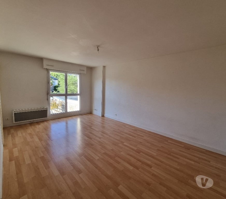 Location appartement Maine-et-Loire Angers - Photos Vivastreet Appartement T1bis proche INSPE, hôpital, Bichon St Lazare